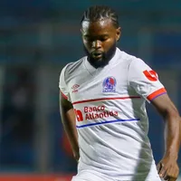 Costa Rica da revés a Elison Rivas: la respuesta final que recibió sobre jugar en este club de Centroamérica