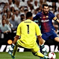 Lionel Messi se aleja de Keylor Navas y el PSG, según la prensa francesa