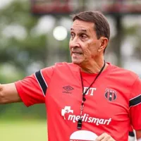 "Pesó lo económico": Guimaraes no lo quiso y hoy ya no está en Alajuelense