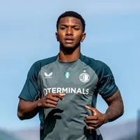 Se va de Feyenoord: Jeyland Mitchell confirma la noticia que lo marca en Europa