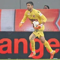 Penedo cae goleado nuevamente con el Dinamo de Bucarest