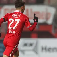 Manfred Ugalde marca su primer gol con el Twente