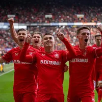 Manfred Ugalde le ganó la partida a Santiago Giménez con Twente y sueña con el liderato
