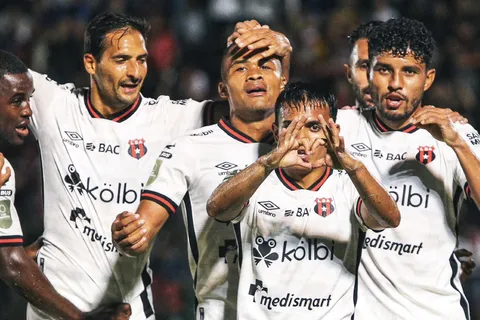Alajuelense goleó a Cartaginés en la ida de los cuartos de final de la Copa Centroamericana (VIDEO)