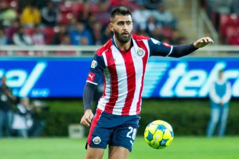 Un exChivas jugará con Herediano