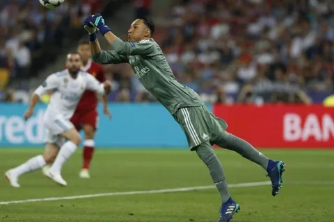 Movida de Chelsea por Kepa angustia a Keylor