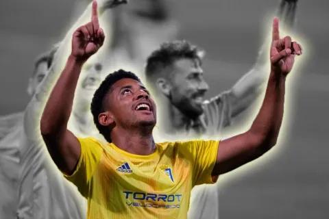 La Liga de España destaca curioso dato del Choco Lozano