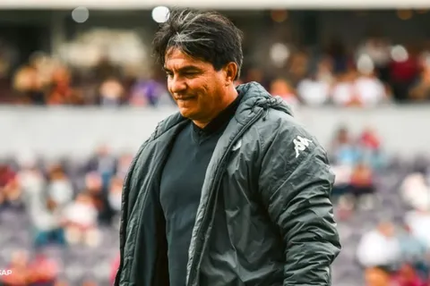 Vladimir Quesada habló sobre la salida de un futbolista. (Foto: Tigo Sports)