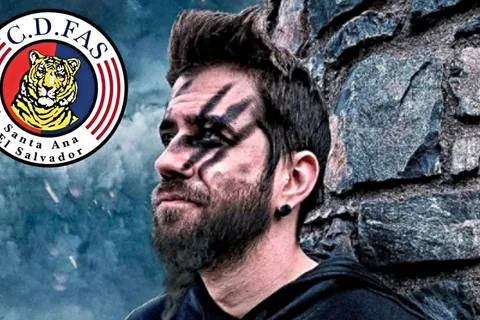 El FAS recibe un curioso mensaje de AuronPlay a pocos días de enfrentar a Alianza [VIDEO]