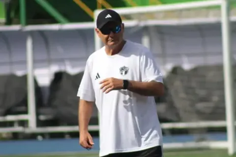 Iván Franco Sopegno cuenta con el fichaje extranjero que tanto necesitaba en Comunicaciones