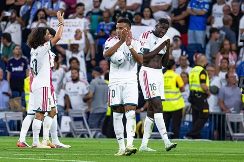 Kylian Mbappé admite el golpe del derbi y exige más trabajo para que vuelvan los títulos al Real Madrid