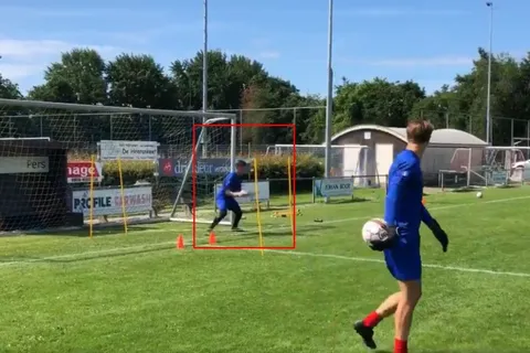 Así se entrena Nicholas Hagen con el KV Kortrijk