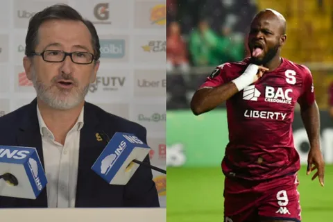 Juan Carlos Rojas, presidente de Saprissa, y Javon East, ex Saprissa.