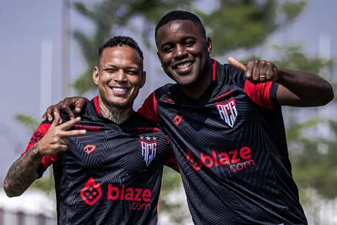 Joel Campbell podría cambiar de país en el 2025.