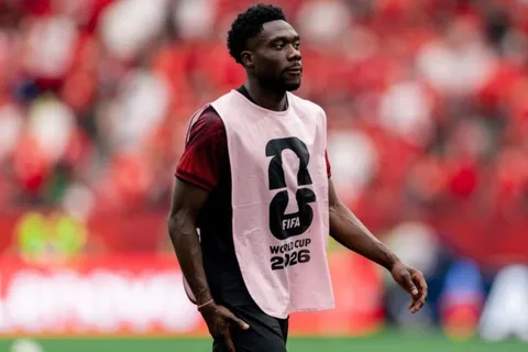 ¿Por qué no juega Alphonso Davies en Canadá vs. Suiza por el Mundial 2026?