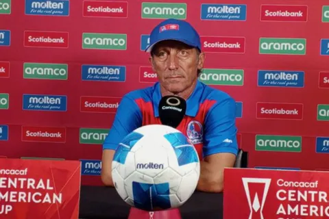 Inesperado: La razón por la que Pedro Troglio no regresó a Honduras con el plantel de Olimpia