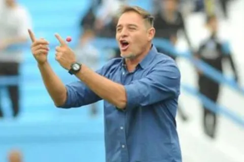 Tota Medina habla de los silbidos de la afición de Motagua