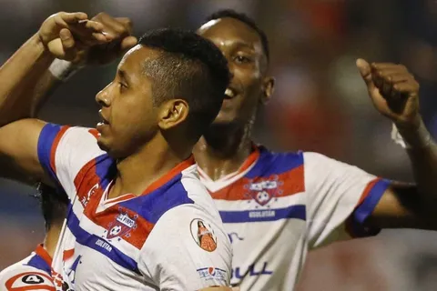 Firpo extiende su incertidumbre y el resto está listo para la liga