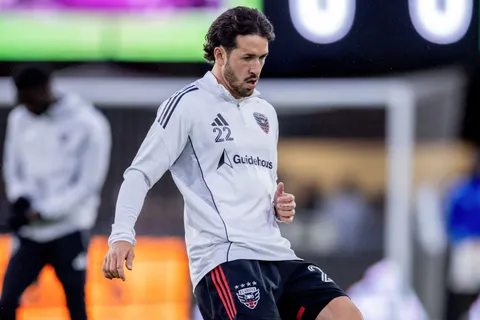 Aaron Herrera con el DC United.