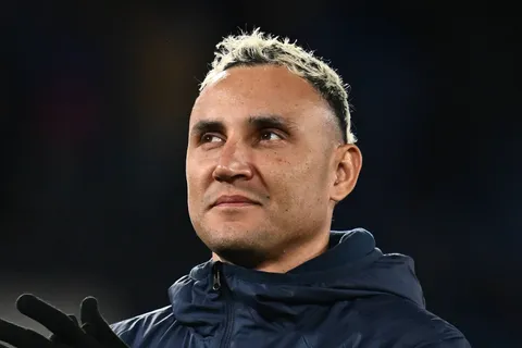 "Estoy preparado": la llegada de Keylor Navas a Barcelona toma un giro inesperado