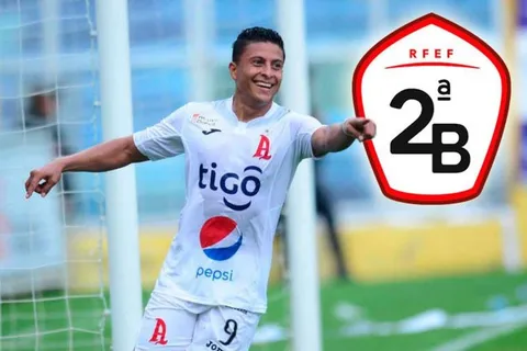 Oscar Cerén tiene avanzada su llegada a un club de la Segunda de España