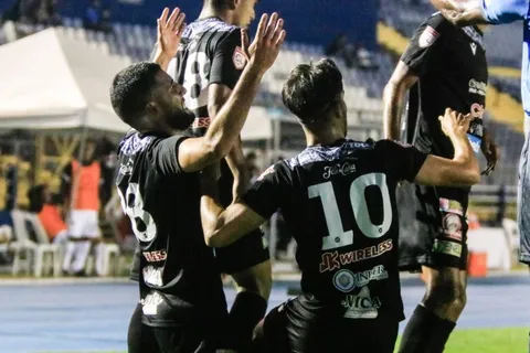 Diriangén FC da la sorpresa como visitante ante Comunicaciones en la Liga Concacaf [VIDEO]