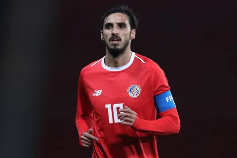 Bryan Ruiz revela el papel de Cristian Gamboa en la negociación de su contrato con la Fedefútbol