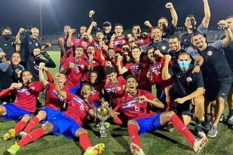 Costa Rica vence a El Salvador y se proclama campeón de la Uncaf