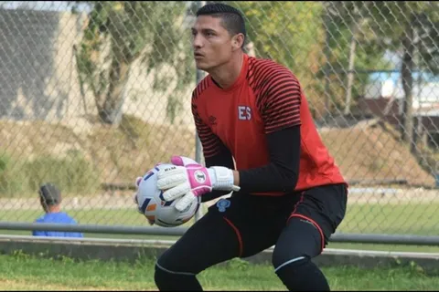 Henry Hernández jugará en el extranjero