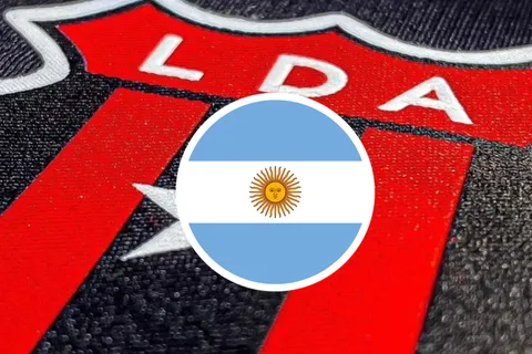 "Bienvenido": Alajuelense sorprende con la llegada de una estrella de Argentina