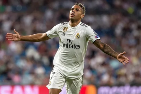 Prensa madrileña no escatima elogios con debut de Mariano