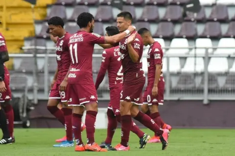 Saprissa pierde a un experimentado jugador por más de un mes