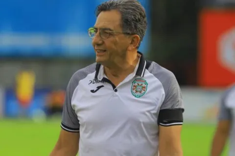 Salomón Nazar no seguría en Marathón