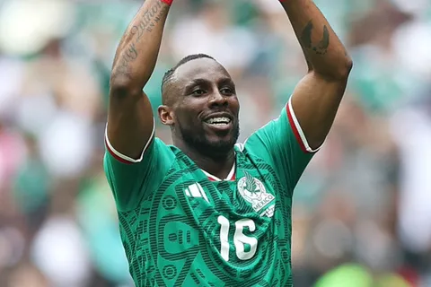¿Por qué Julián Quiñones juega el Mundial 2026 para México si nació en Colombia?
