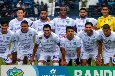 Comunicaciones renovó al Moyo Contreras, pero se frustra un fichaje muy deseado