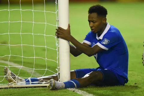 Brayan Gil recibe la noticia que confirma el tiempo que estará sin jugar en Rusia y con la Selección de El Salvador