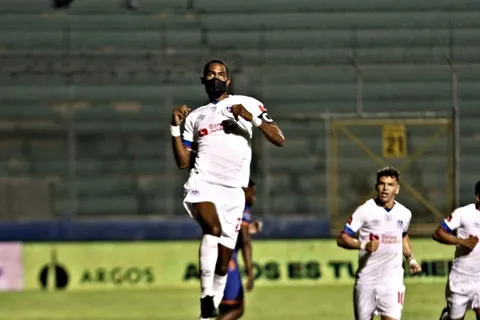Olimpia consiguió su primera victoria en el Apertura 2020