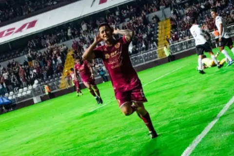 A Gerson Torres le consultaron por su polémico festejo en la goleada de Saprissa y contestó sin dudar: "Dijo que era culpa mía"