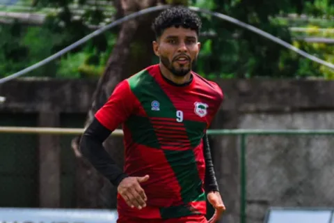 “Regresa a casa”: Johan Venegas confirma la decisión que buscaba para su futuro
