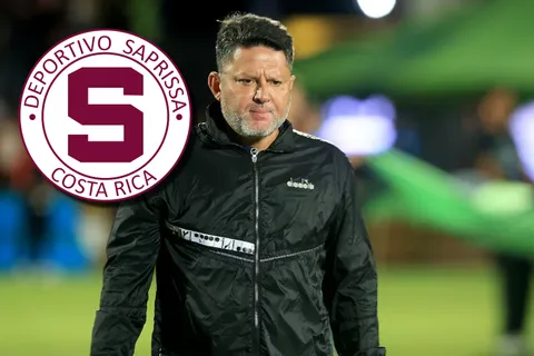 Jafet Soto le lanzó un dardo a Saprissa.