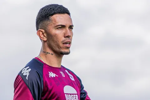 Jefferson Brenes lo anunció en sus redes sociales. (Foto: Instagram)
