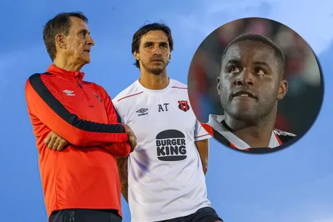 Bryan Ruiz habló de Joel Campbell.