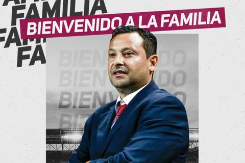 ¡Es oficial! Jeaustin Campos es de nuevo, el timonel del Saprissa