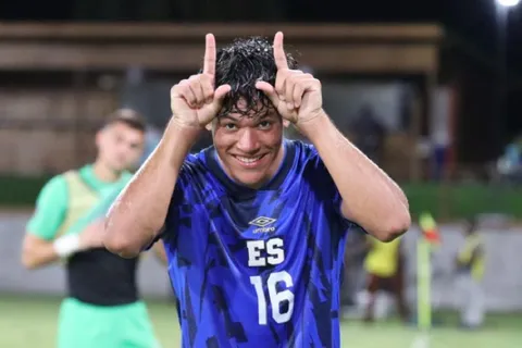 Francis Castillo está dando la cara por El Salvador a nivel de Concacaf