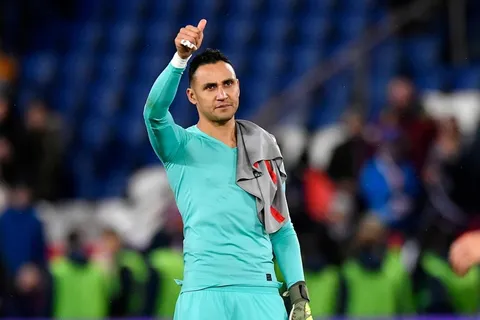“Listo para una gran noche”, posteó el PSG sobre Keylor Navas