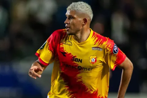 "Le dieron dinero sin firmar": Herediano no puede creer lo que filtraron de Getsel Montes en Honduras