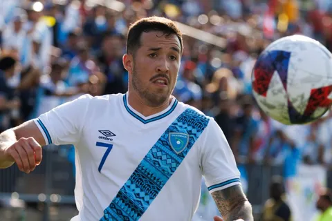 "Tiene miedo": figura de Guatemala deja mal parado a Aaron Herrera por su ausencia contra Guyana