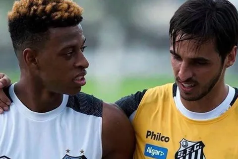 Bryan Ruiz no lucirá el 10 y eligió un número con el que ya brilló