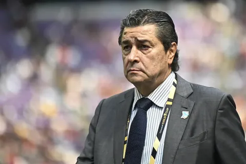 Las palabras de Luis Fernando Tena que no sentaron bien en Guatemala tras la goleada ante Ecuador