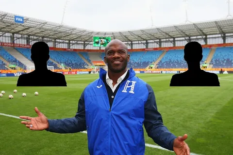 David Suazo escogió su 11 histórico de la Bicolor y dejó por fuera dos referentes